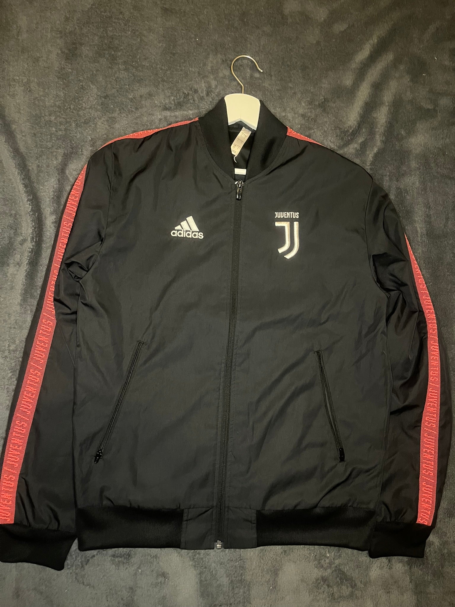 adidas-juventus-turin-anthem-trainingsjacke