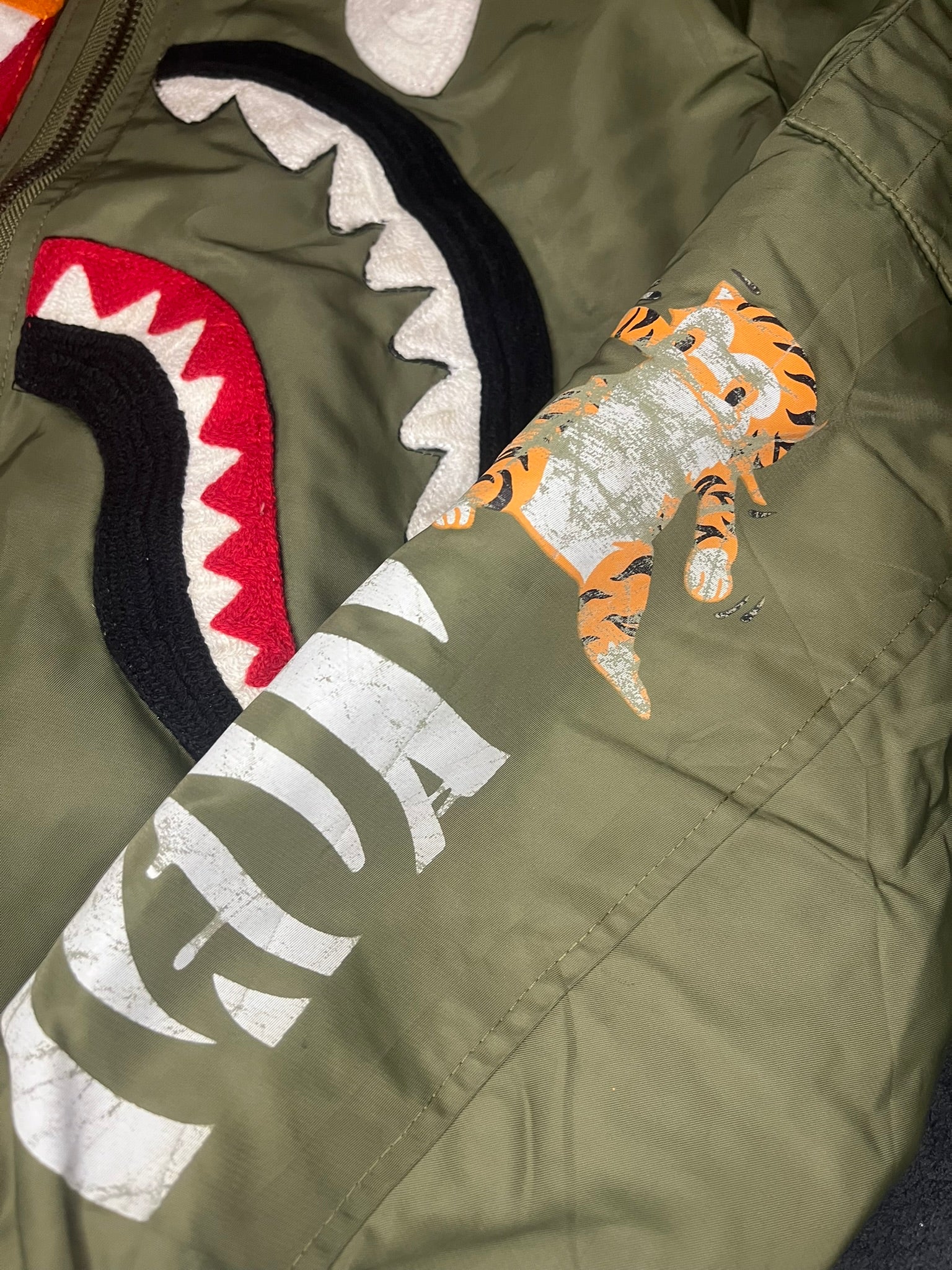 A Bathing Ape BAPE Bomber Jacke Shark Tiger