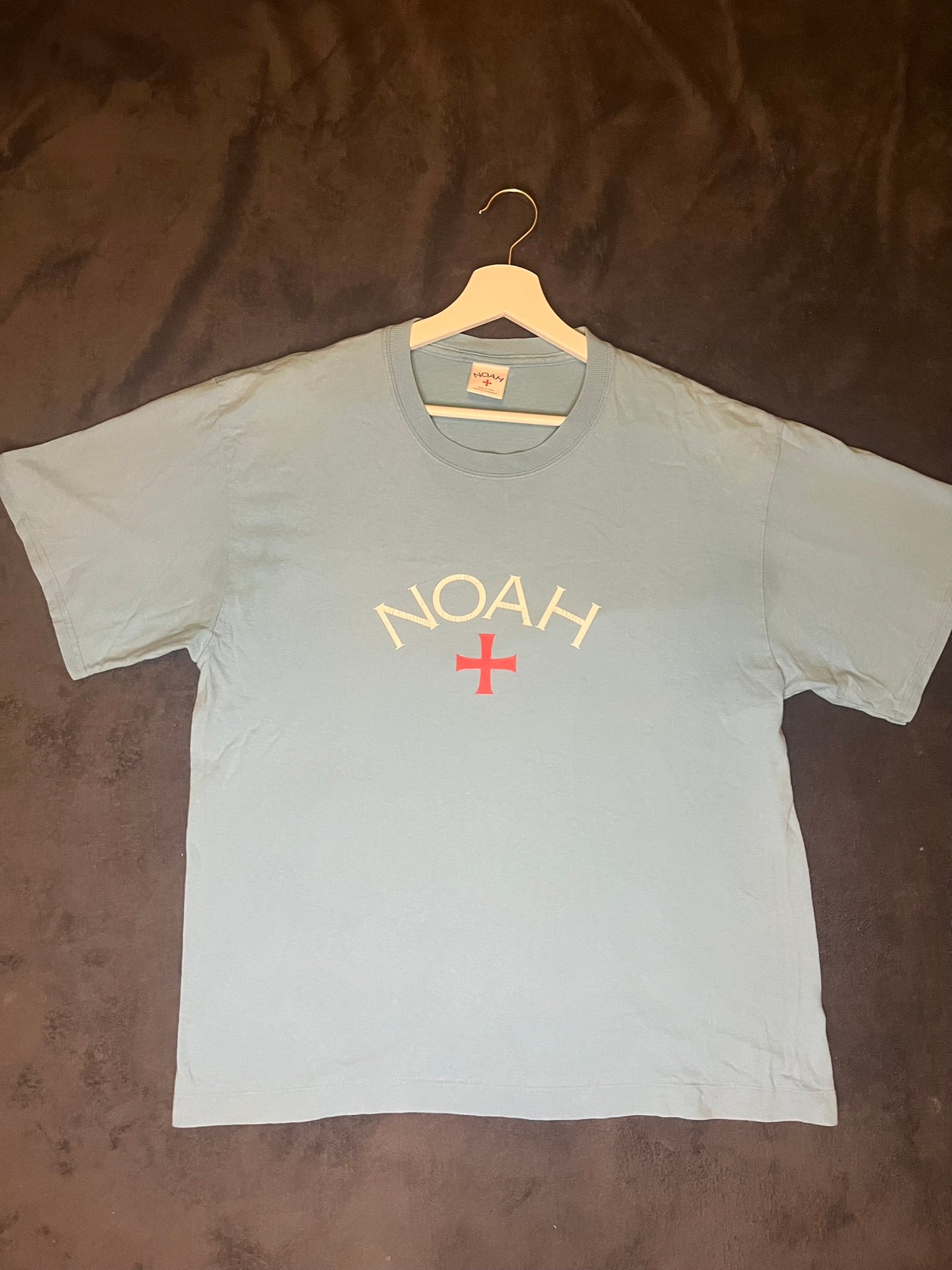 Noah Core Logo Tee hellblau