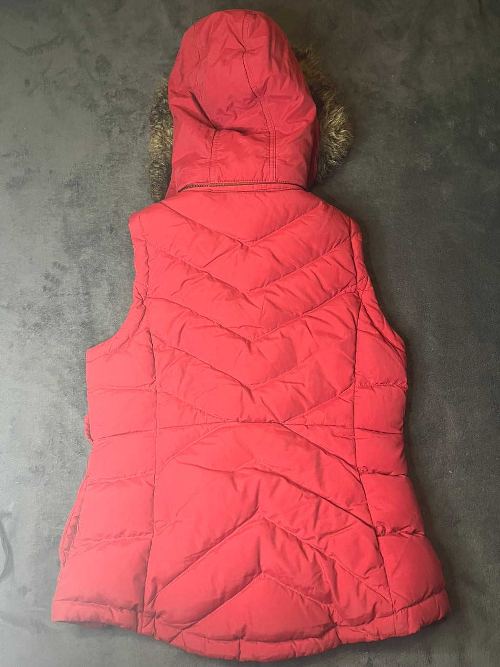 polo-ralph-lauren-polo-jeans-co-fur-vest-rot-detachable-kapuze