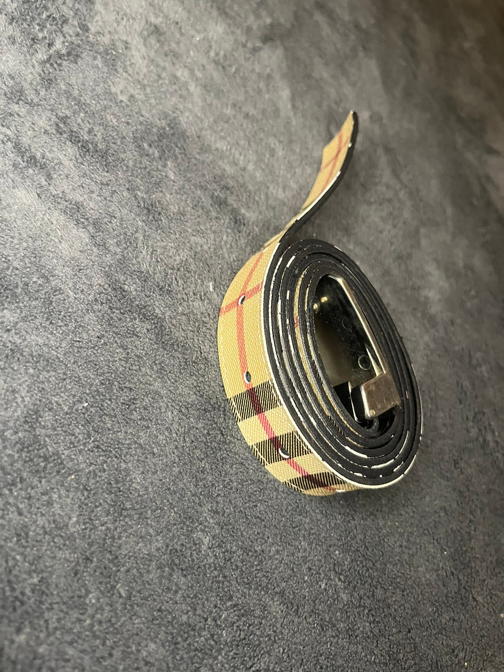 burberry-checkered-belt-silberschnalle