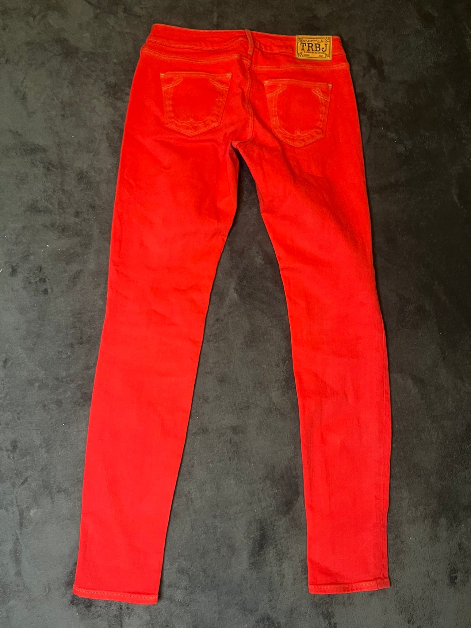 true-religion-red-skinny-jeans-worldtour