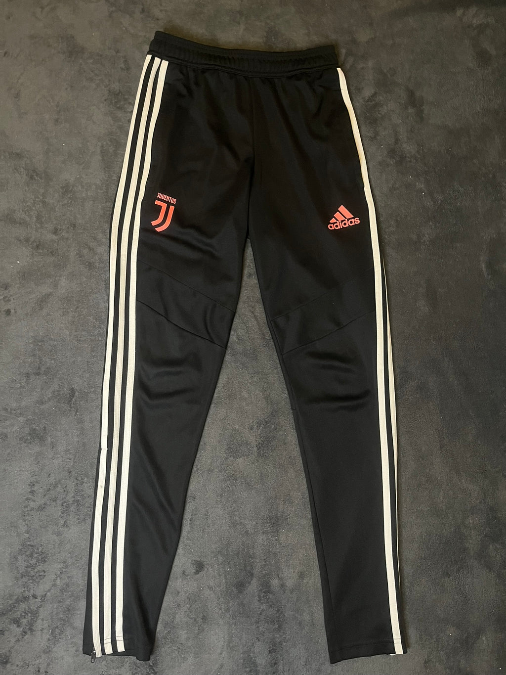 adidas-juventus-turin-anthem-jogger-sporthose