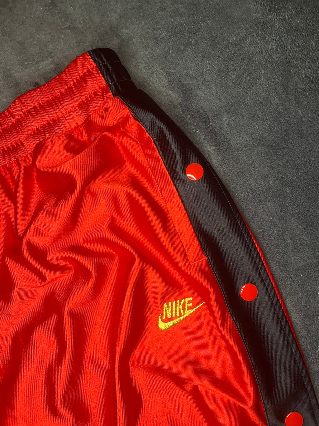 nike-button-up-jogger-90-s-vintage-rot