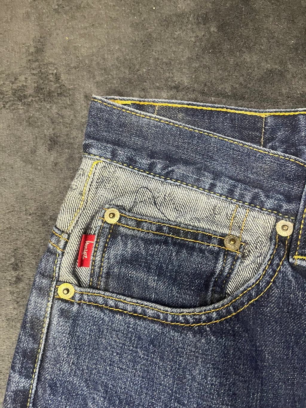 stussy-baggy-jeans-sashiko-patchwork-custom-paint-splatters-rough-and-rugged