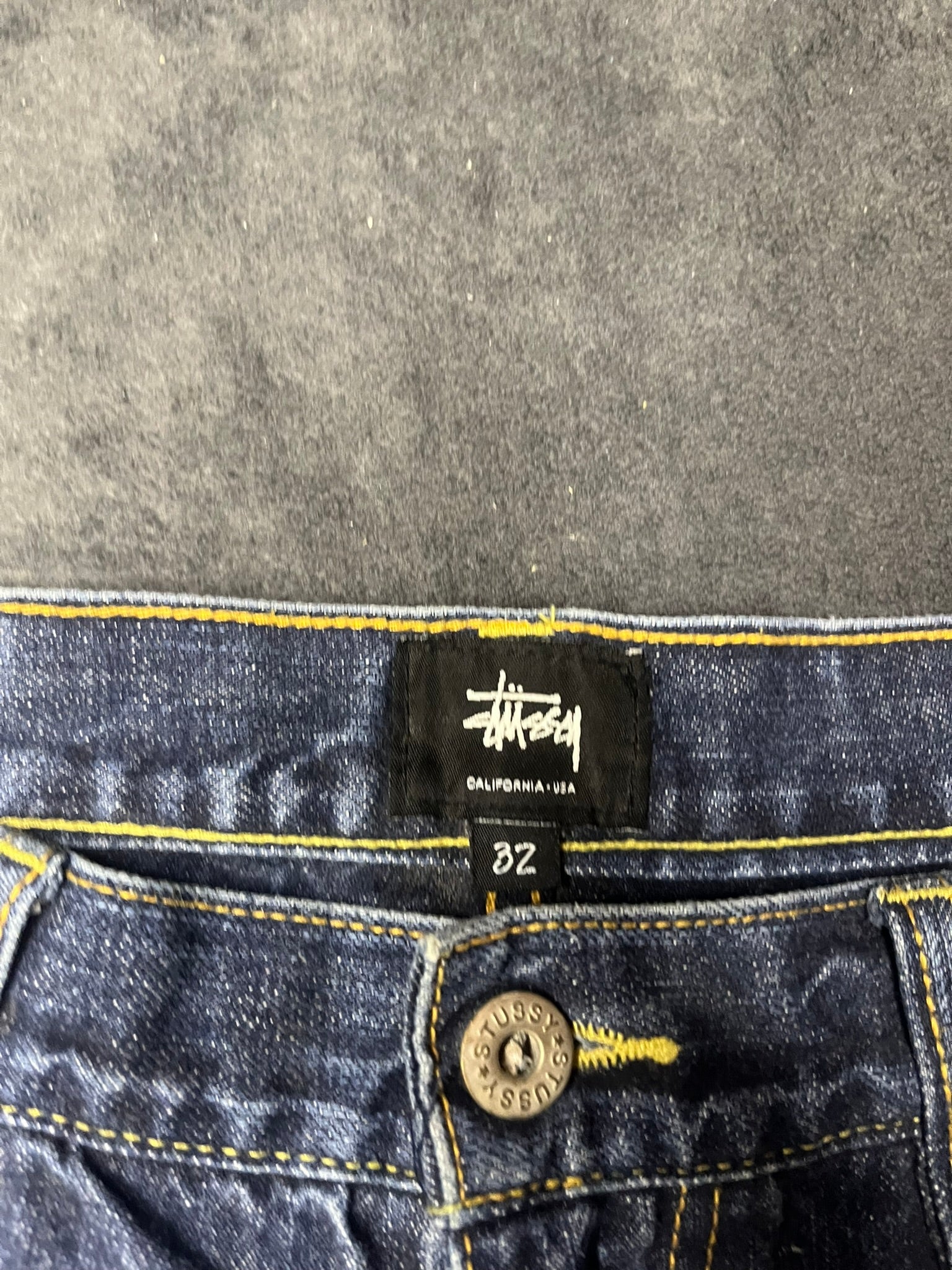 stussy-baggy-jeans-sashiko-patchwork-custom-paint-splatters-rough-and-rugged