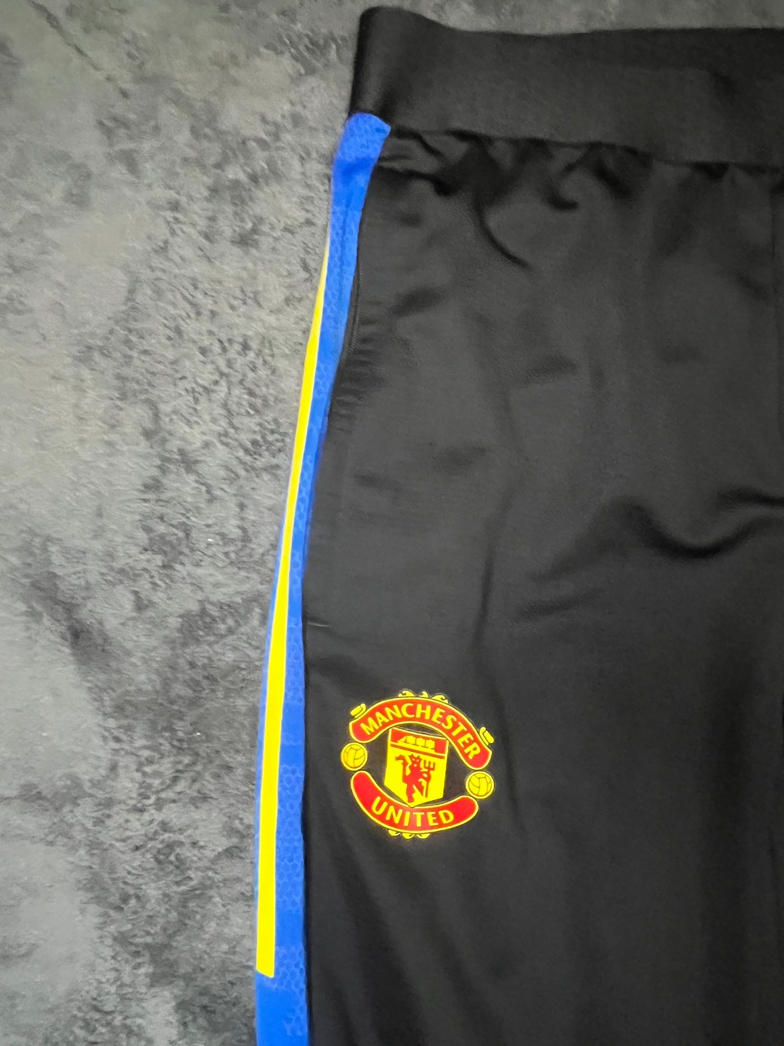 manchester-united-trainingshose-jogger