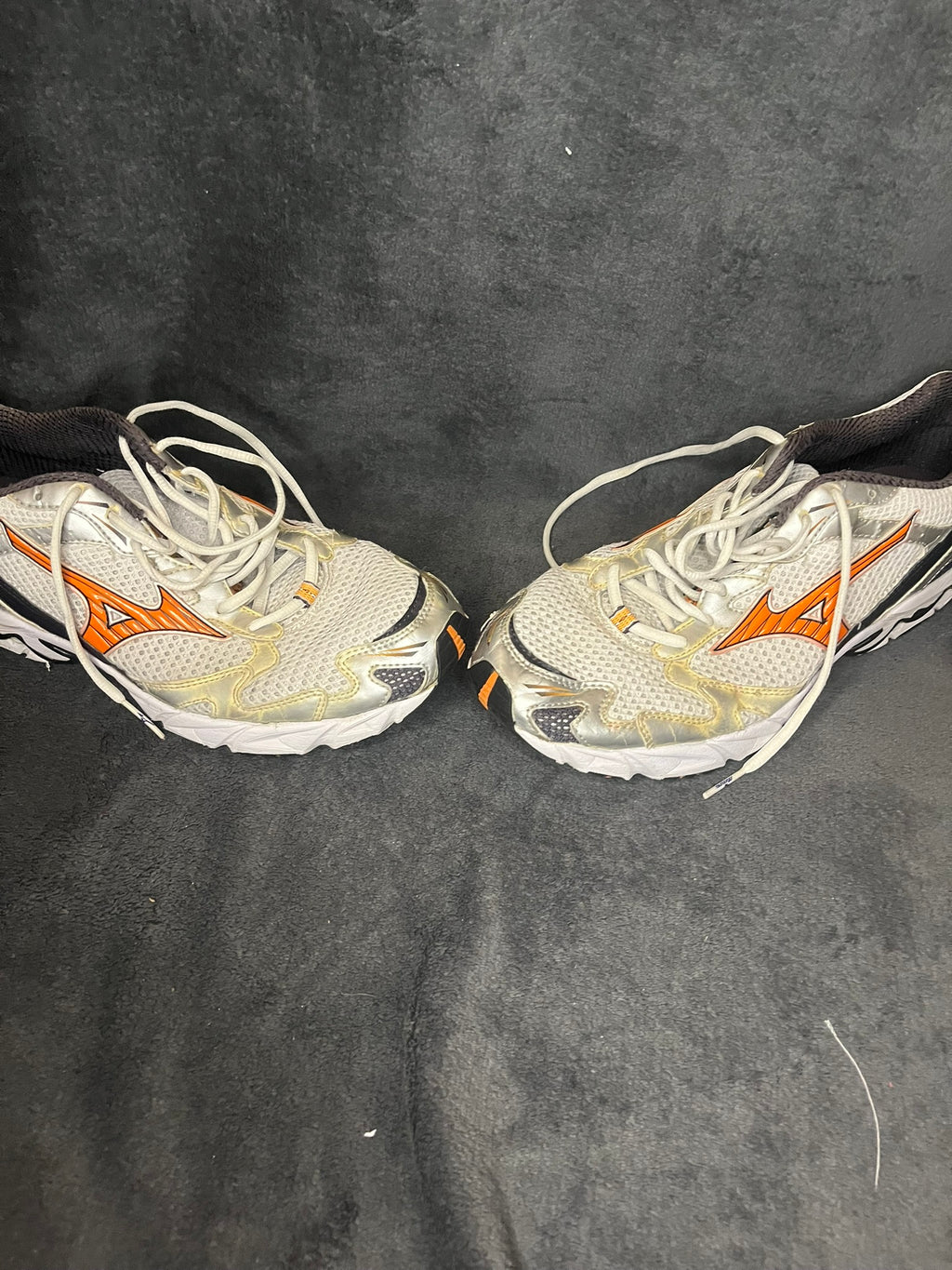mizuno-wave-creation-running-shoes