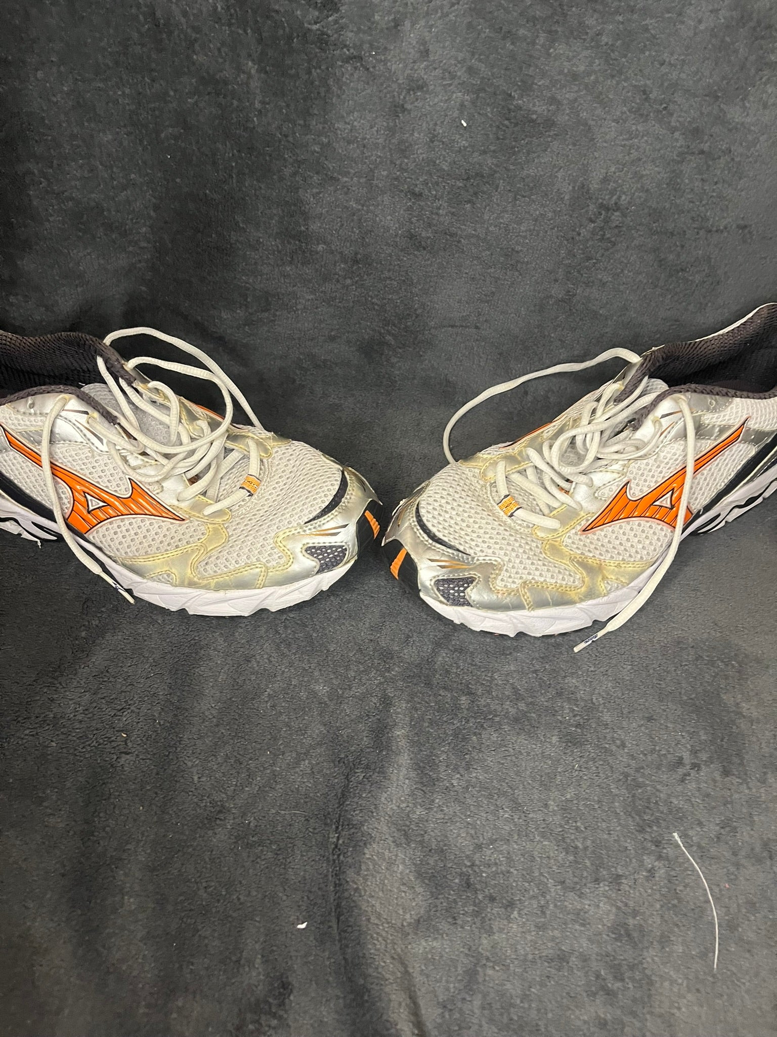 mizuno-wave-creation-running-shoes